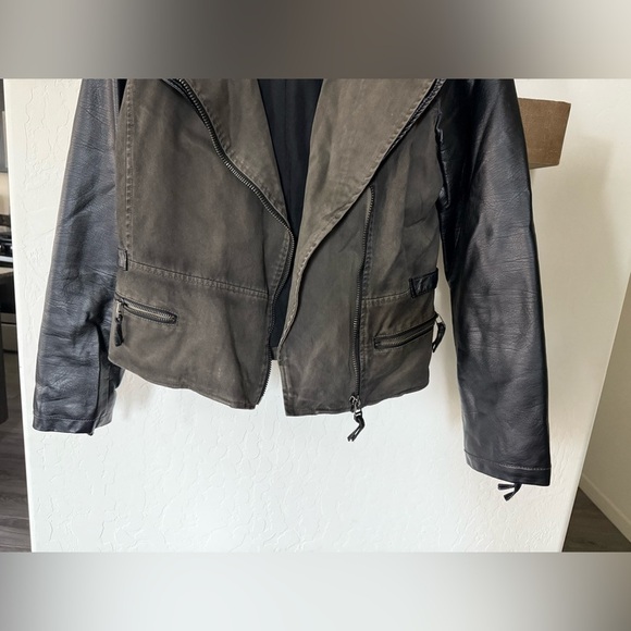 Max Edition|Faux leather & olive canvas utility jacket,color block•••Size Small - Picture 3 of 11